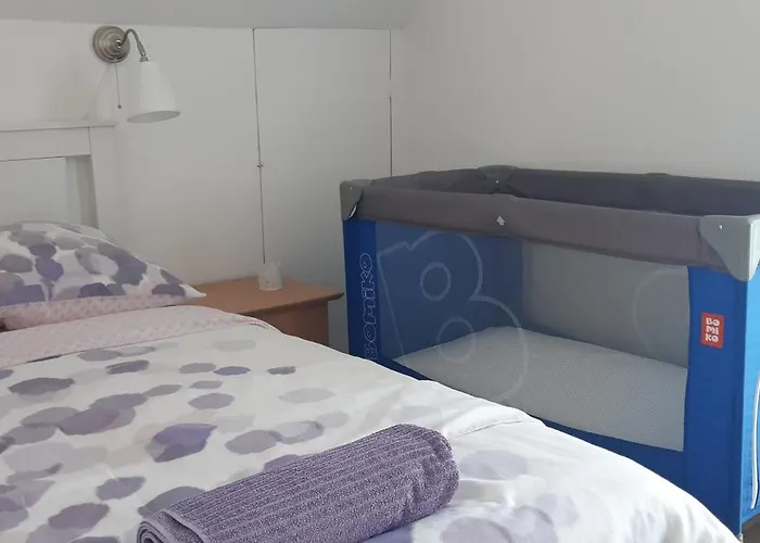 Cs&m Vendeghaz בית נופש גיינסדיאס